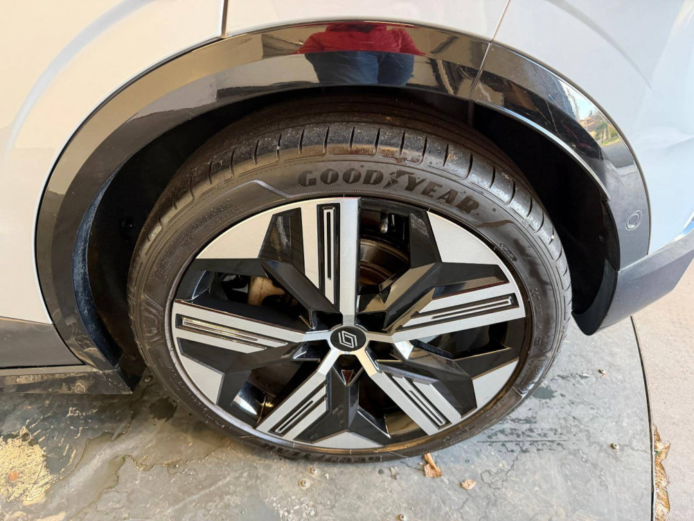 Acheter Renault Megane E-Tech Megane E-Tech EV60 220 ch super charge Iconic 5p occasion dans les concessions du Groupe Faurie