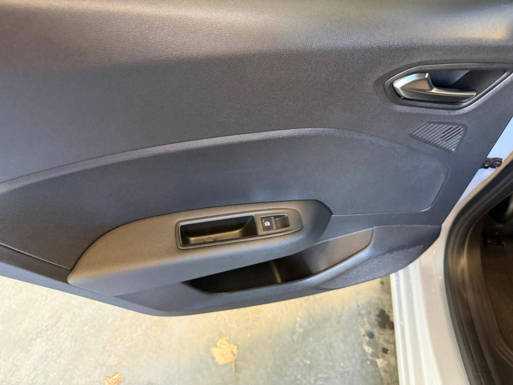 Acheter Renault Clio 5 Clio E-Tech full hybrid 145 Techno 5p occasion dans les concessions du Groupe Faurie