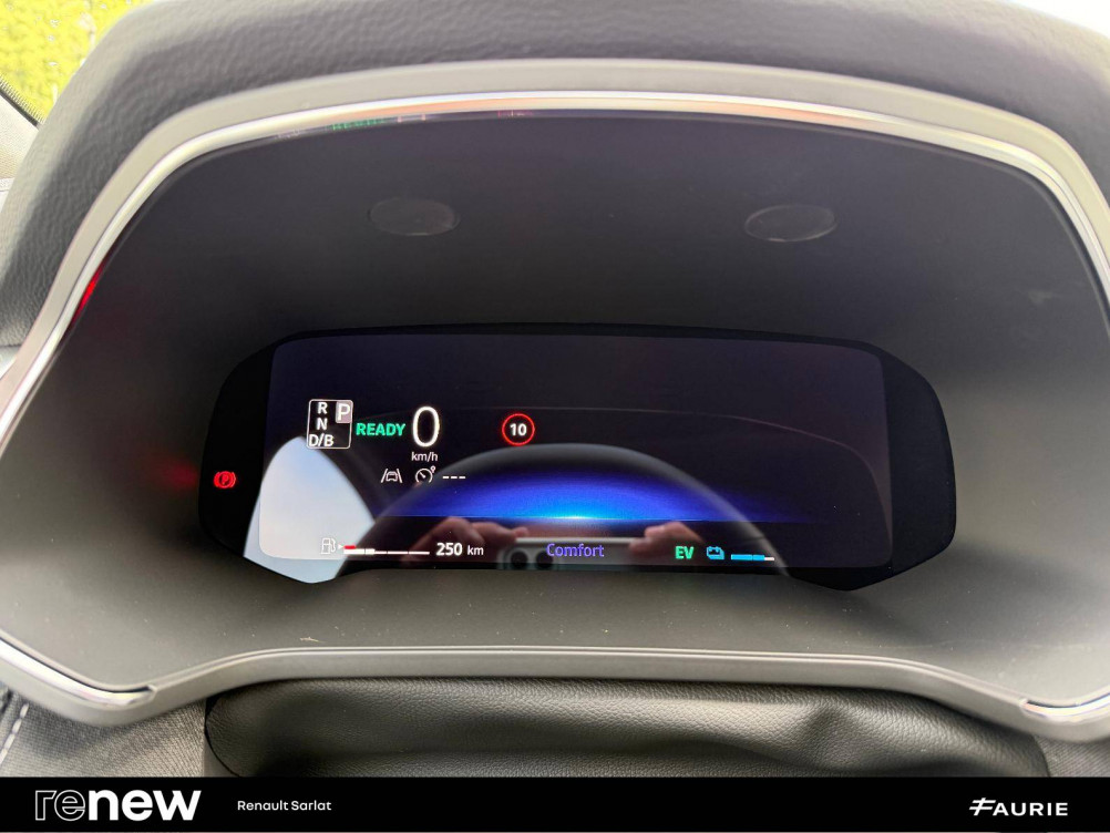 Acheter Renault Captur 2 Captur E-Tech full hybrid 145 ch esprit Alpine 5p occasion dans les concessions du Groupe Faurie