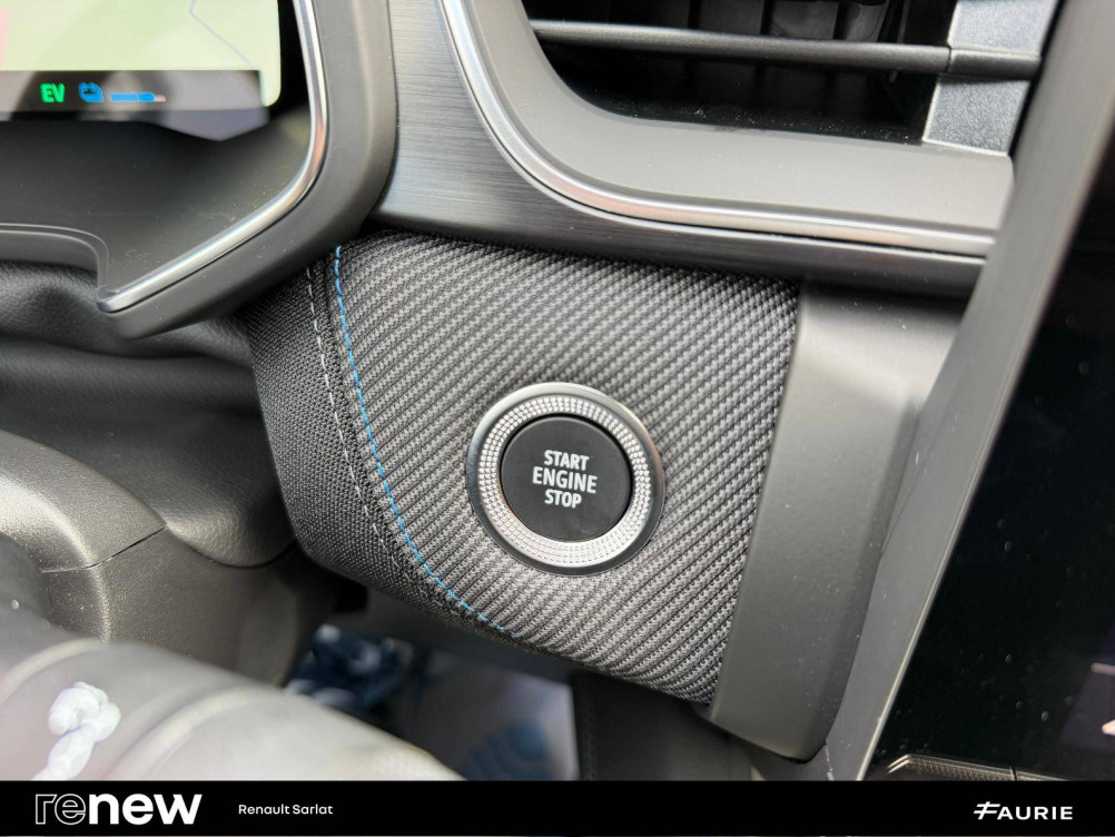 Acheter Renault Captur 2 Captur E-Tech full hybrid 145 ch esprit Alpine 5p occasion dans les concessions du Groupe Faurie