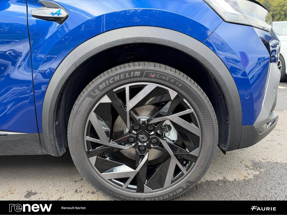 Acheter Renault Captur 2 Captur E-Tech full hybrid 145 ch esprit Alpine 5p occasion dans les concessions du Groupe Faurie