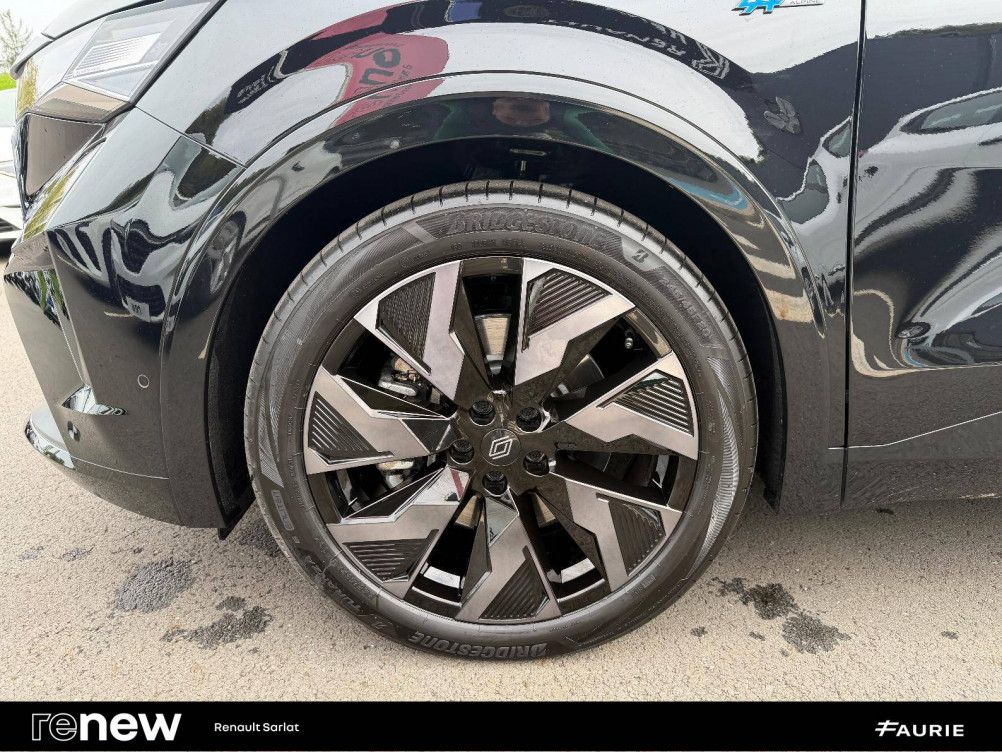 Acheter Renault Rafale Rafale E-Tech full hybrid 200 esprit Alpine 5p occasion dans les concessions du Groupe Faurie