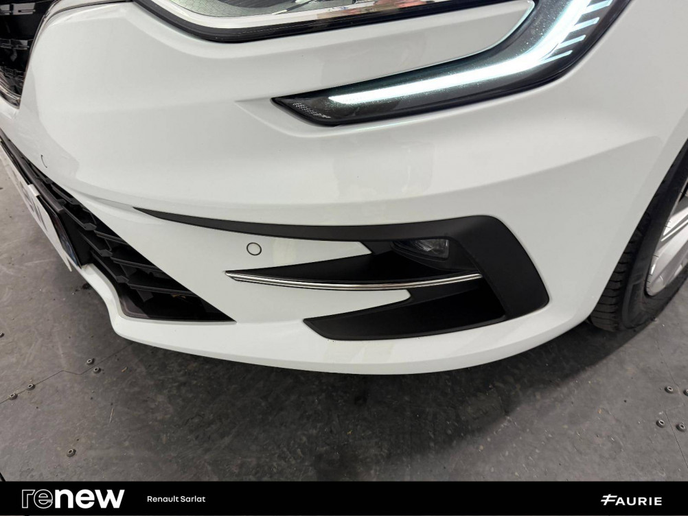 Acheter Renault Megane 4 Mégane IV Berline Blue dCi 115 - 21N Business 5p occasion dans les concessions du Groupe Faurie