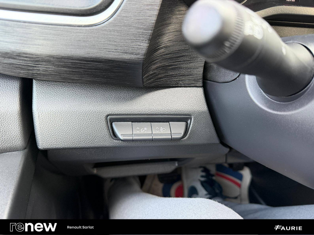 Acheter Renault Trafic 3 TRAFIC CA L2H1 3000 KG BLUE DCI 130 GRAND CONFORT 4p occasion dans les concessions du Groupe Faurie