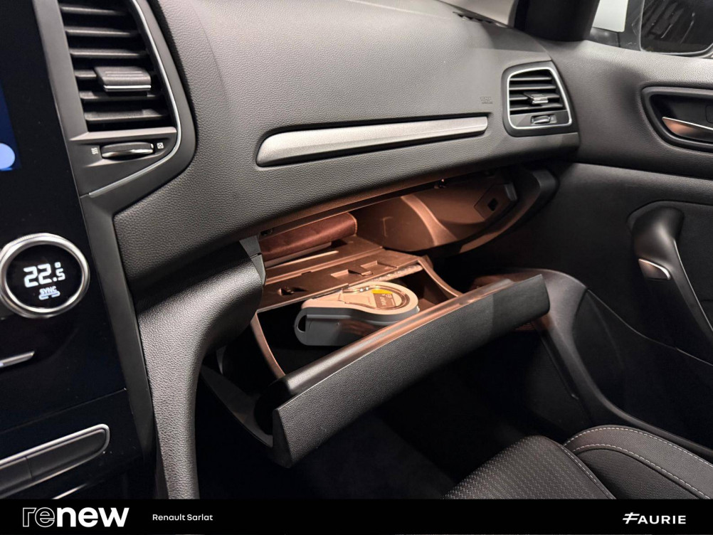 Acheter Renault Megane 4 Mégane IV Berline Blue dCi 115 - 21N Business 5p occasion dans les concessions du Groupe Faurie