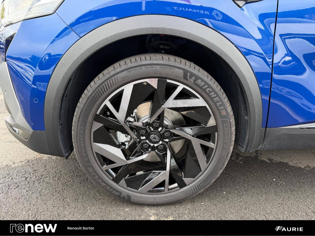 Acheter Renault Captur 2 Captur E-Tech full hybrid 145 ch esprit Alpine 5p occasion dans les concessions du Groupe Faurie