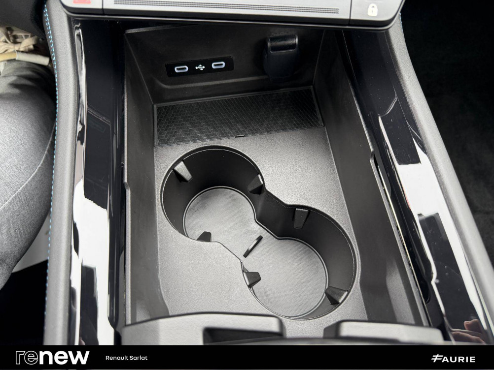 Acheter Renault Rafale Rafale E-Tech full hybrid 200 esprit Alpine 5p occasion dans les concessions du Groupe Faurie