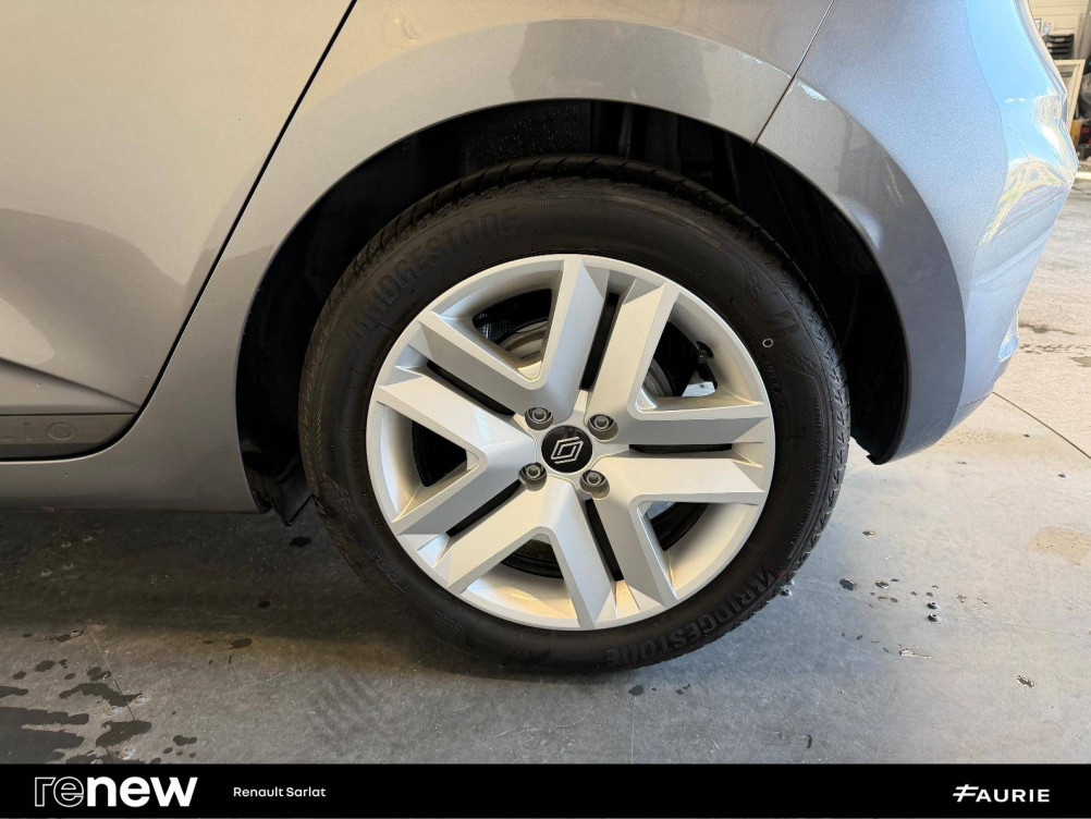 Acheter Renault Clio 5 Clio E-Tech full hybrid 145 Evolution 5p occasion dans les concessions du Groupe Faurie