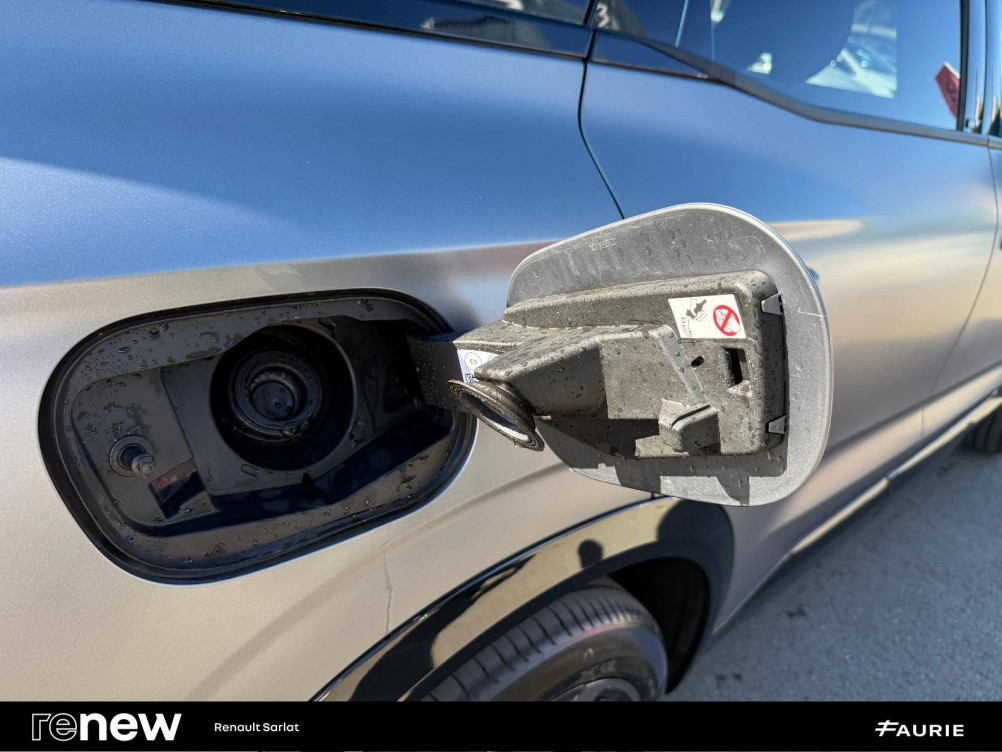 Acheter Renault Espace 6 Espace E-Tech hybrid 200 esprit Alpine 5p occasion dans les concessions du Groupe Faurie