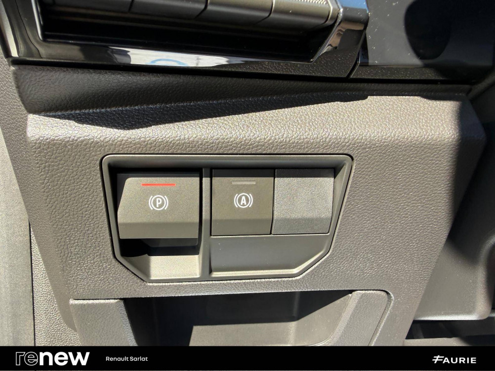 Acheter Renault Espace 6 Espace E-Tech hybrid 200 esprit Alpine 5p occasion dans les concessions du Groupe Faurie