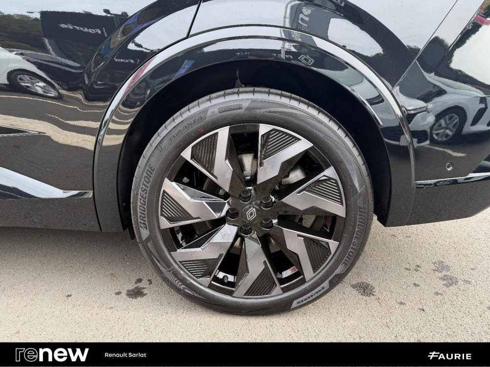 Acheter Renault Rafale Rafale E-Tech full hybrid 200 esprit Alpine 5p occasion dans les concessions du Groupe Faurie