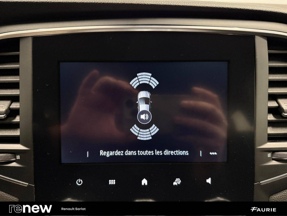 Acheter Renault Megane 4 Mégane IV Berline Blue dCi 115 - 21N Business 5p occasion dans les concessions du Groupe Faurie