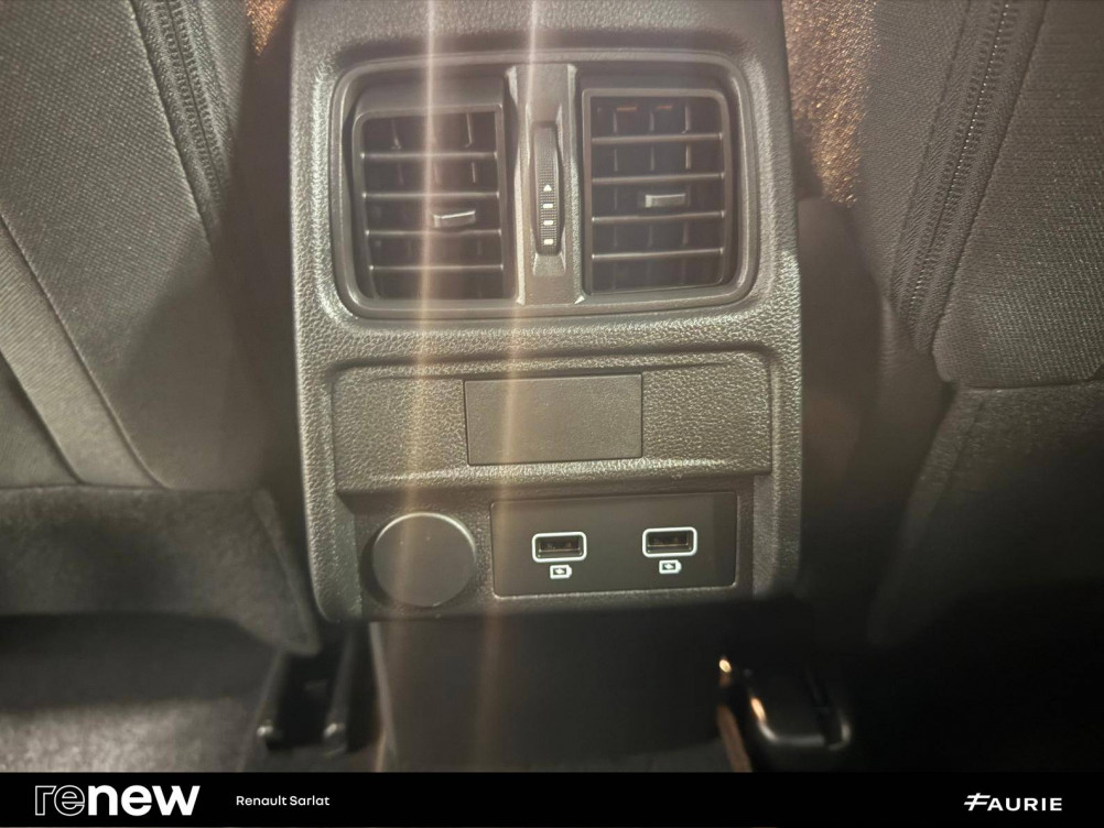 Acheter Renault Arkana Arkana mild hybrid 140 EDC FAP - 22 Evolution 5p occasion dans les concessions du Groupe Faurie