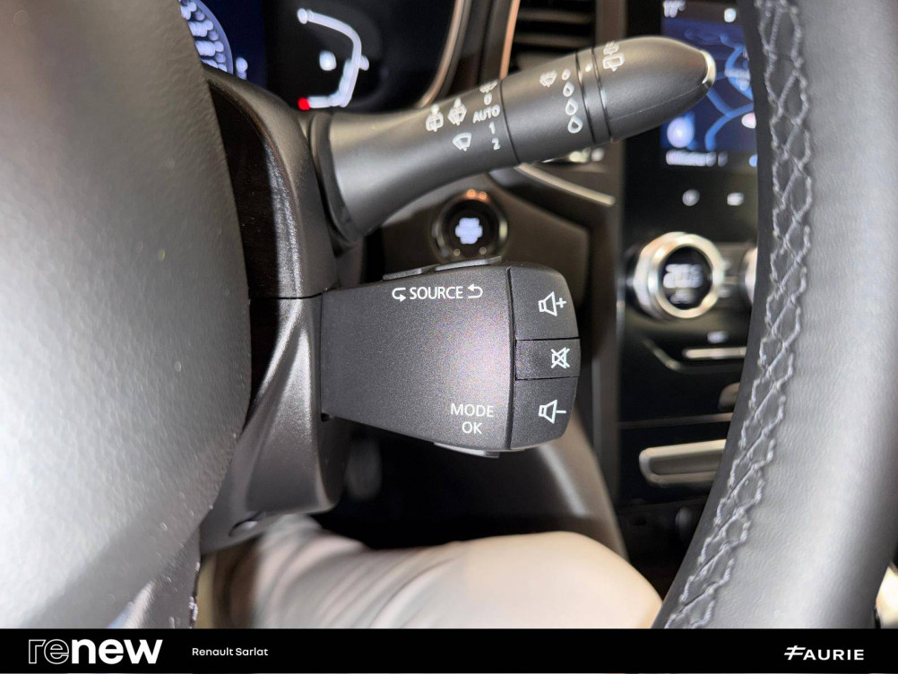 Acheter Renault Megane 4 Mégane IV Berline Blue dCi 115 EDC Business 5p occasion dans les concessions du Groupe Faurie