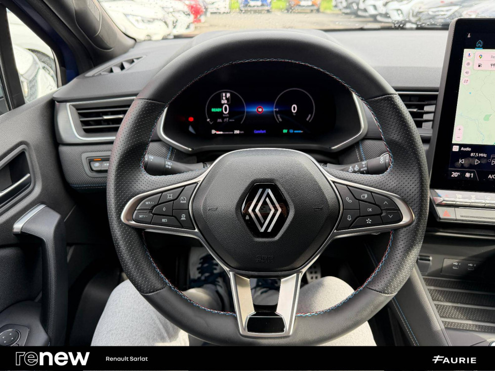 Acheter Renault Captur 2 Captur E-Tech full hybrid 145 ch esprit Alpine 5p occasion dans les concessions du Groupe Faurie