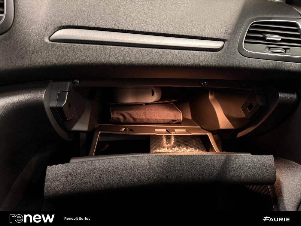 Acheter Renault Megane 4 Mégane IV Berline Blue dCi 115 EDC Business 5p occasion dans les concessions du Groupe Faurie