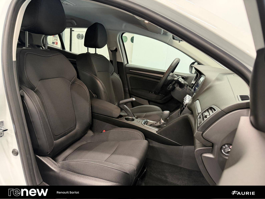 Acheter Renault Megane 4 Mégane IV Berline Blue dCi 115 EDC Business 5p occasion dans les concessions du Groupe Faurie