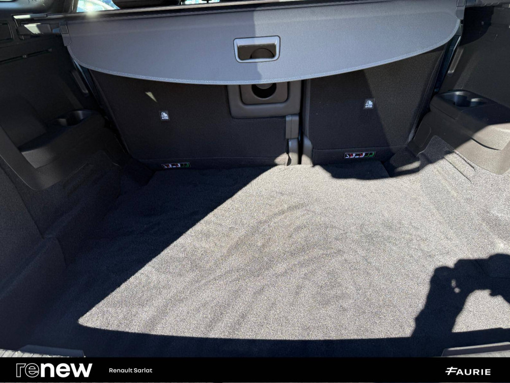 Acheter Renault Espace 6 Espace E-Tech hybrid 200 esprit Alpine 5p occasion dans les concessions du Groupe Faurie