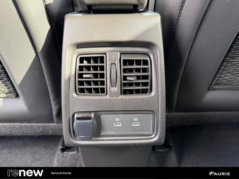 Acheter Renault Captur 2 Captur E-Tech full hybrid 145 ch esprit Alpine 5p occasion dans les concessions du Groupe Faurie