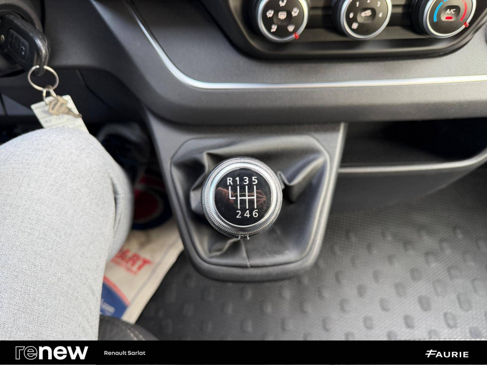 Acheter Renault Trafic 3 TRAFIC CA L2H1 3000 KG BLUE DCI 130 GRAND CONFORT 4p occasion dans les concessions du Groupe Faurie