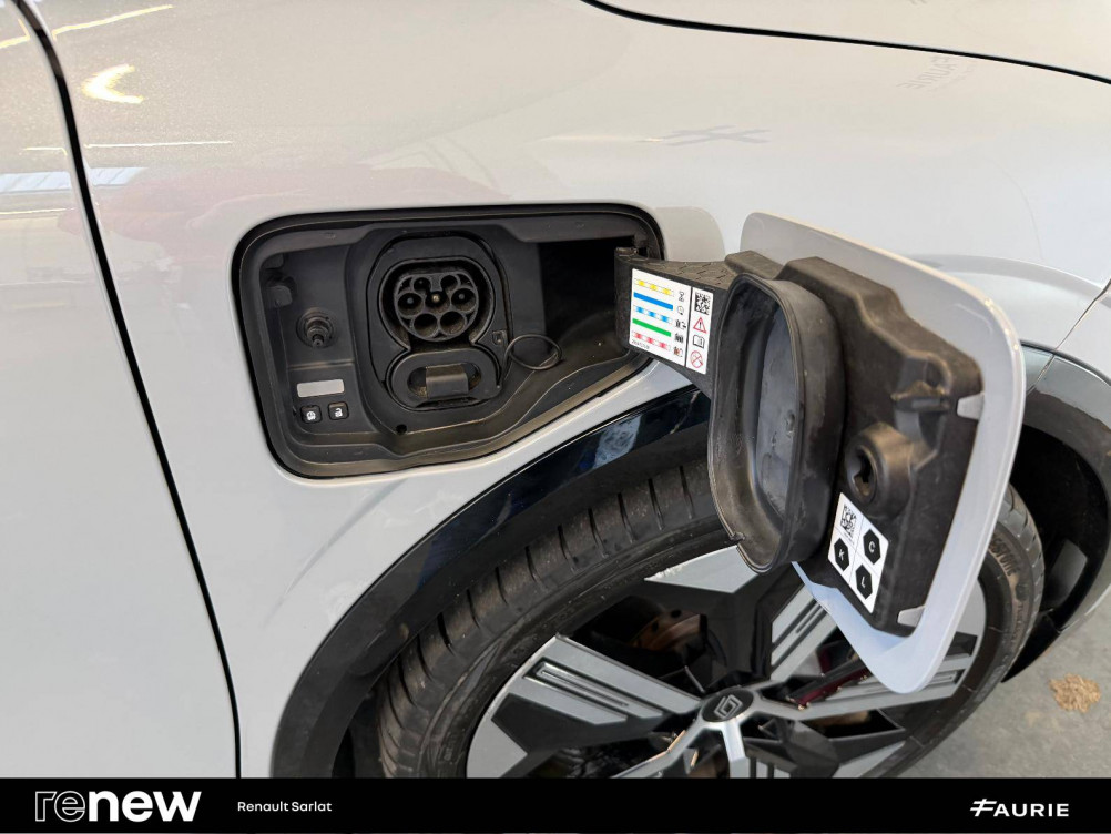 Acheter Renault Megane E-Tech Megane E-Tech EV60 220 ch super charge Iconic 5p occasion dans les concessions du Groupe Faurie