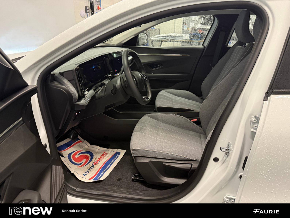 Acheter Renault Megane E-Tech Megane E-Tech EV40 130ch standard charge Equilibre 5p occasion dans les concessions du Groupe Faurie