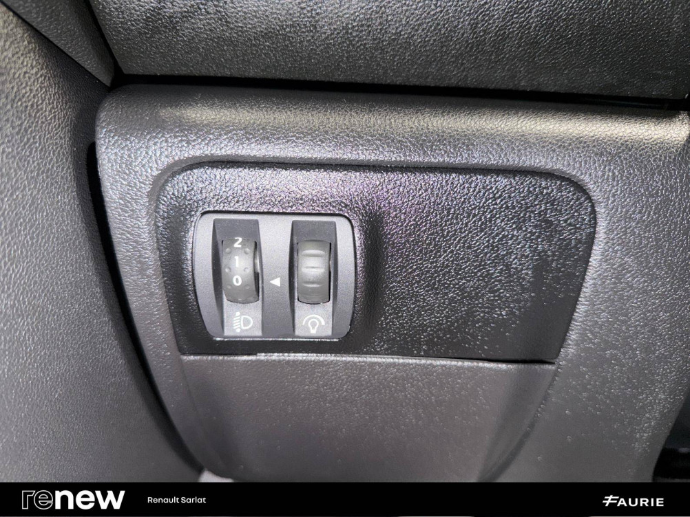 Acheter Renault Megane 4 Mégane IV Berline Blue dCi 115 EDC Business 5p occasion dans les concessions du Groupe Faurie