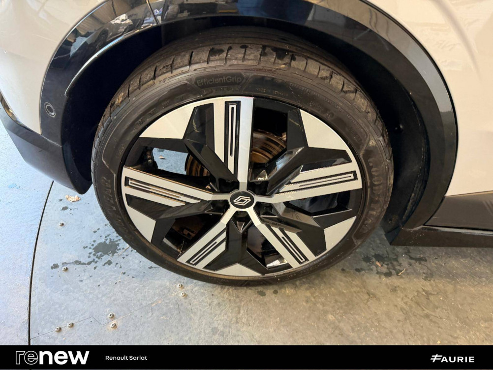 Acheter Renault Megane E-Tech Megane E-Tech EV60 220 ch super charge Iconic 5p occasion dans les concessions du Groupe Faurie