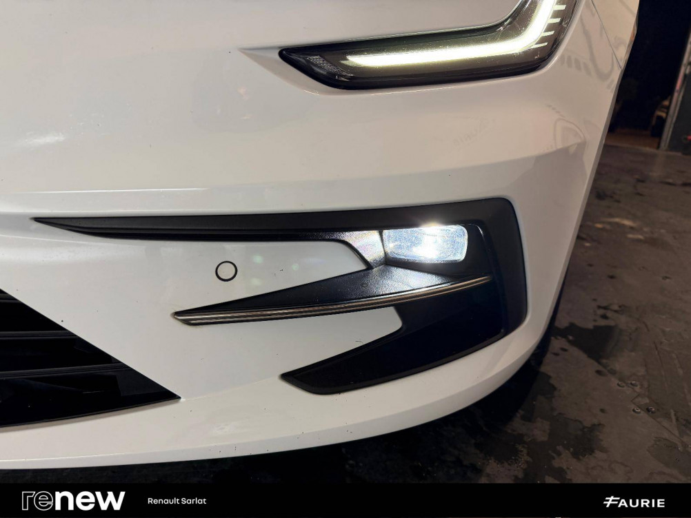 Acheter Renault Megane 4 Mégane IV Berline Blue dCi 115 EDC Business 5p occasion dans les concessions du Groupe Faurie