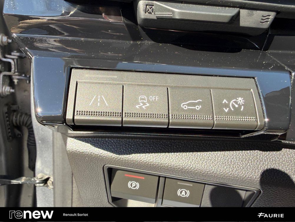 Acheter Renault Espace 6 Espace E-Tech hybrid 200 esprit Alpine 5p occasion dans les concessions du Groupe Faurie