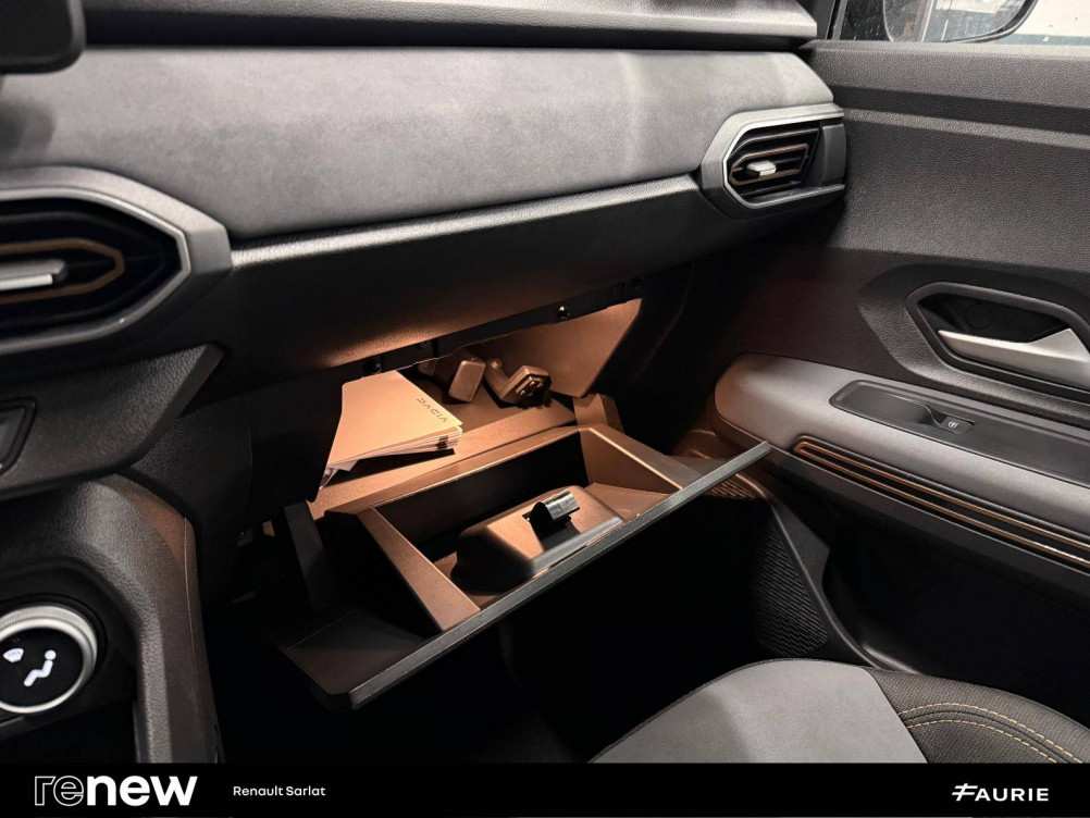 Acheter Dacia Jogger Jogger ECO-G 100 7 places GSR2 Extreme + 5p occasion dans les concessions du Groupe Faurie