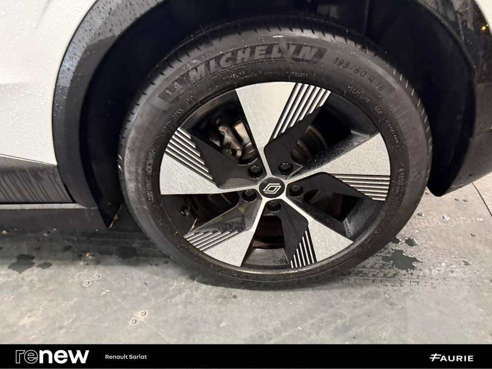 Acheter Renault Megane E-Tech Megane E-Tech EV40 130ch standard charge Equilibre 5p occasion dans les concessions du Groupe Faurie