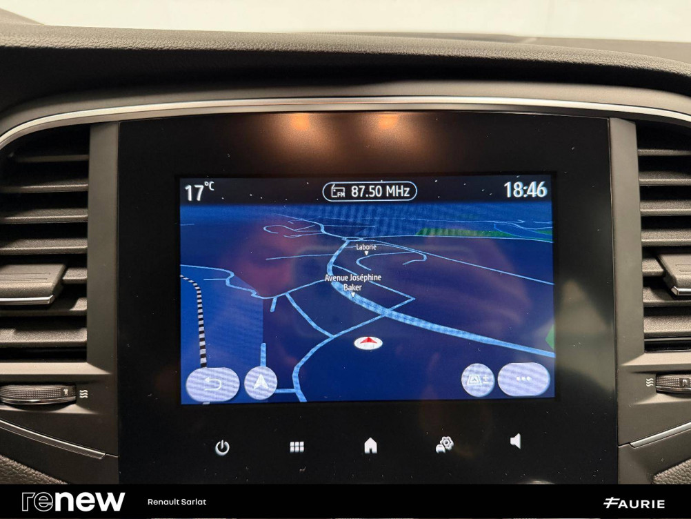 Acheter Renault Megane 4 Mégane IV Berline Blue dCi 115 EDC Business 5p occasion dans les concessions du Groupe Faurie