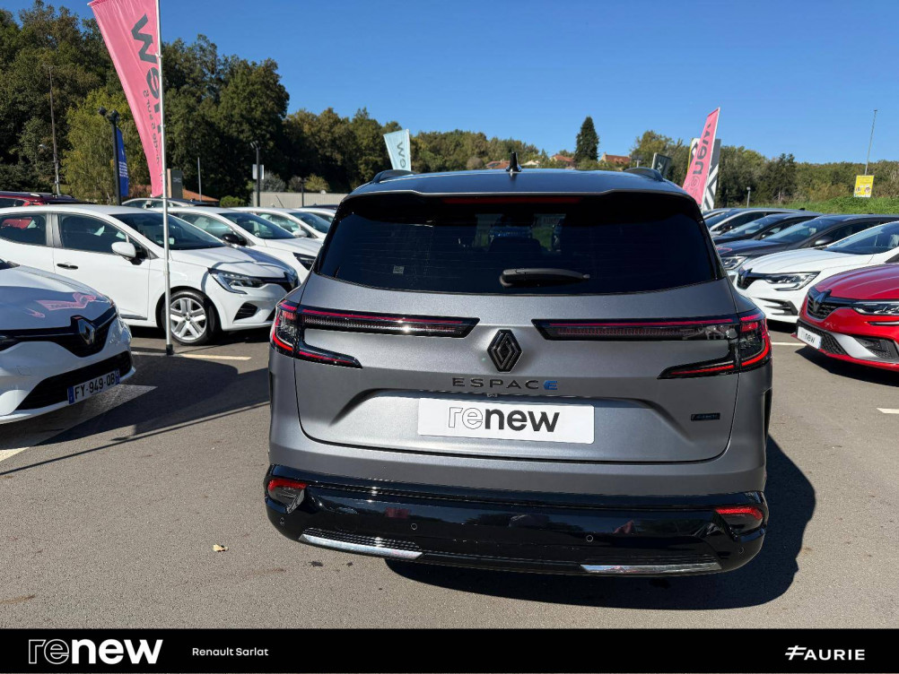 Acheter Renault Espace 6 Espace E-Tech hybrid 200 esprit Alpine 5p occasion dans les concessions du Groupe Faurie