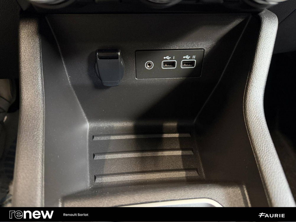 Acheter Renault Clio 5 Clio E-Tech full hybrid 145 Evolution 5p occasion dans les concessions du Groupe Faurie