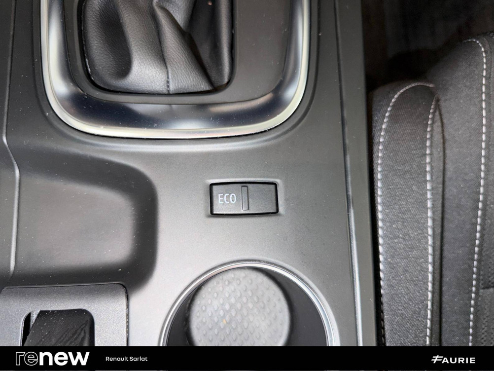 Acheter Renault Megane 4 Mégane IV Berline Blue dCi 115 EDC Business 5p occasion dans les concessions du Groupe Faurie