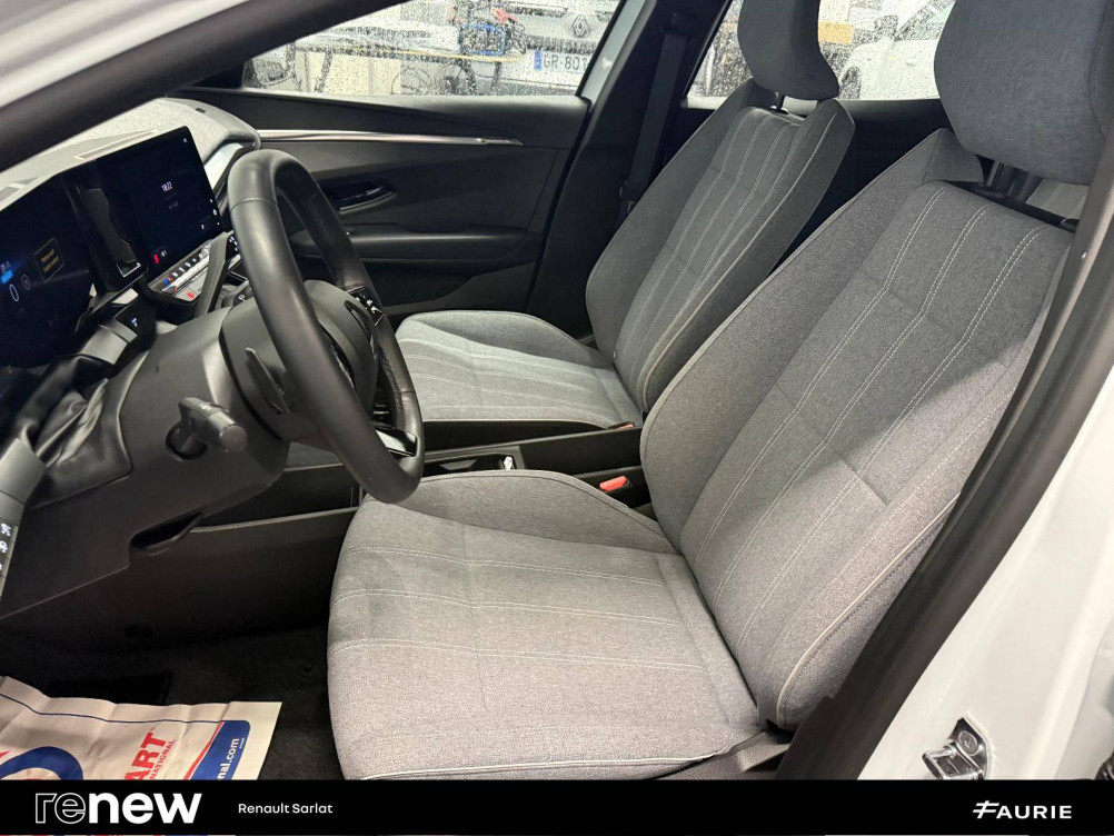 Acheter Renault Megane E-Tech Megane E-Tech EV40 130ch standard charge Equilibre 5p occasion dans les concessions du Groupe Faurie