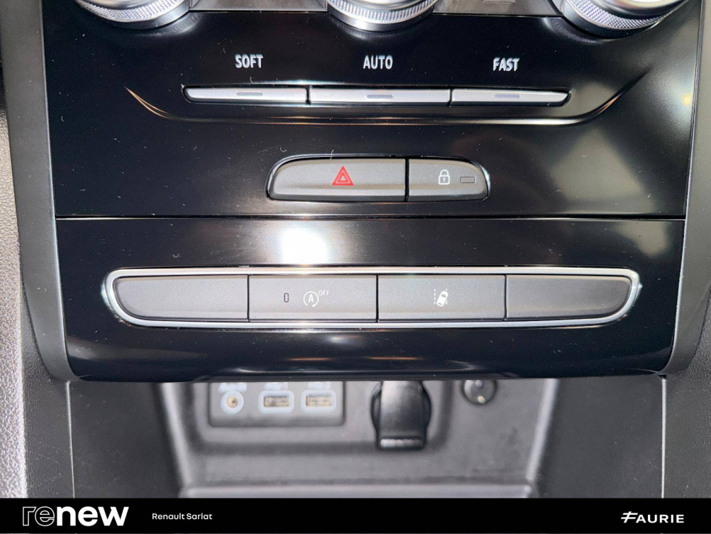 Acheter Renault Megane 4 Mégane IV Berline Blue dCi 115 EDC Business 5p occasion dans les concessions du Groupe Faurie