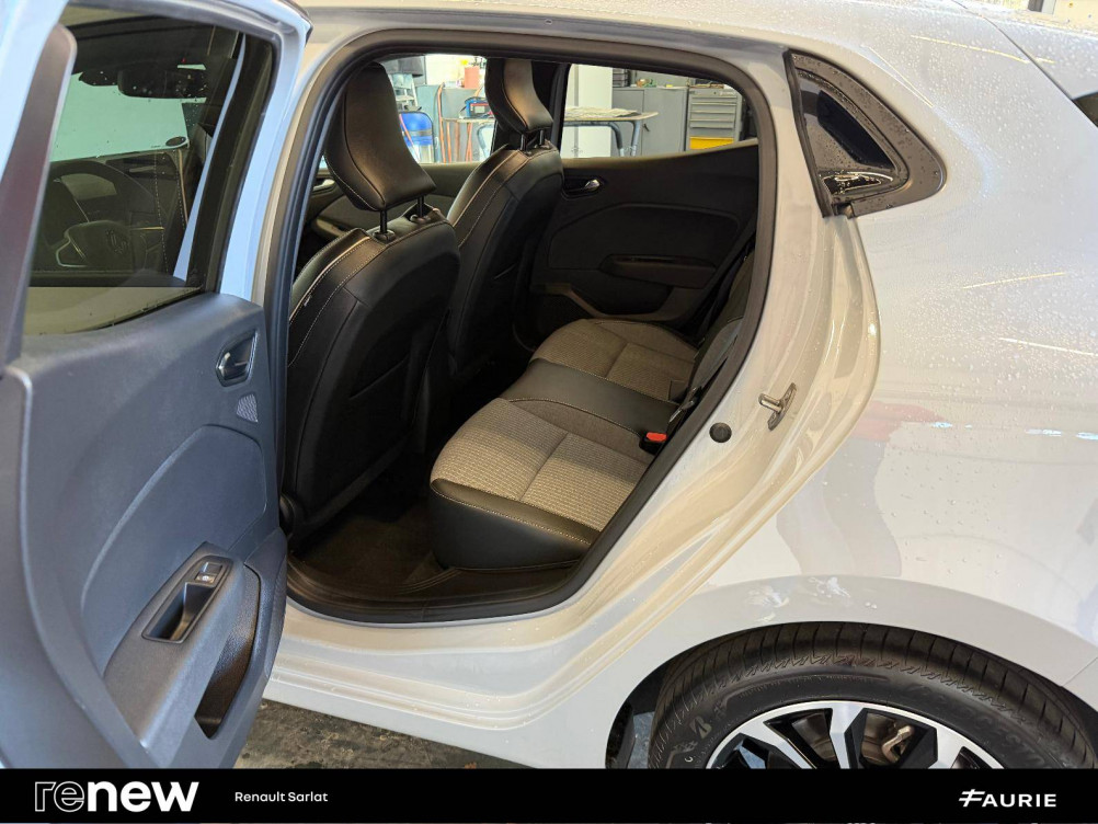 Acheter Renault Clio 5 Clio E-Tech full hybrid 145 Techno 5p occasion dans les concessions du Groupe Faurie
