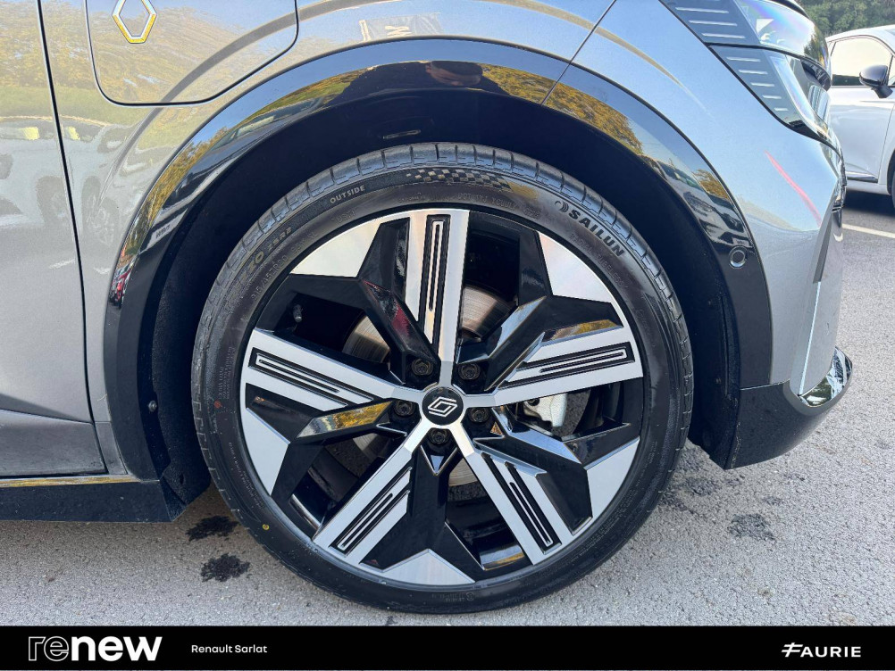 Acheter Renault Megane E-Tech Megane E-Tech EV60 220 ch super charge Iconic 5p occasion dans les concessions du Groupe Faurie