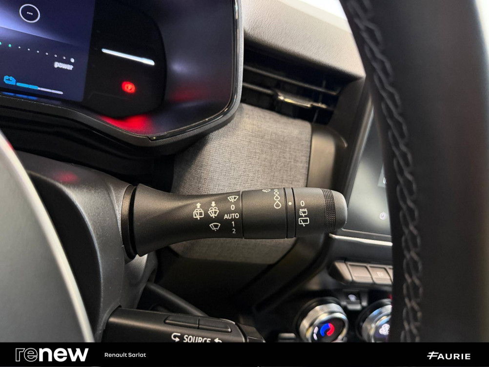 Acheter Renault Clio 5 Clio E-Tech full hybrid 145 Evolution 5p occasion dans les concessions du Groupe Faurie