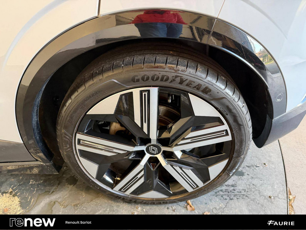 Acheter Renault Megane E-Tech Megane E-Tech EV60 220 ch super charge Iconic 5p occasion dans les concessions du Groupe Faurie