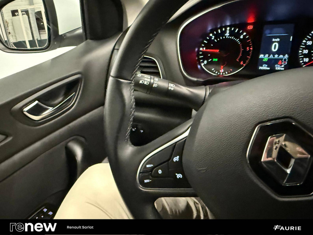 Acheter Renault Megane 4 Mégane IV Berline Blue dCi 115 - 21N Business 5p occasion dans les concessions du Groupe Faurie