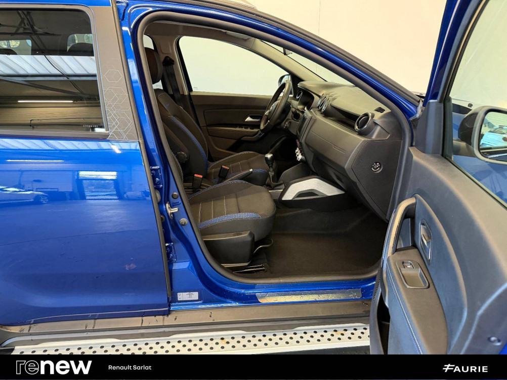 Acheter Dacia Duster Duster TCe 130 FAP 4x2 15 ans 5p occasion dans les concessions du Groupe Faurie