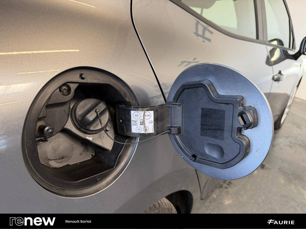 Acheter Renault Clio 5 Clio E-Tech full hybrid 145 Evolution 5p occasion dans les concessions du Groupe Faurie