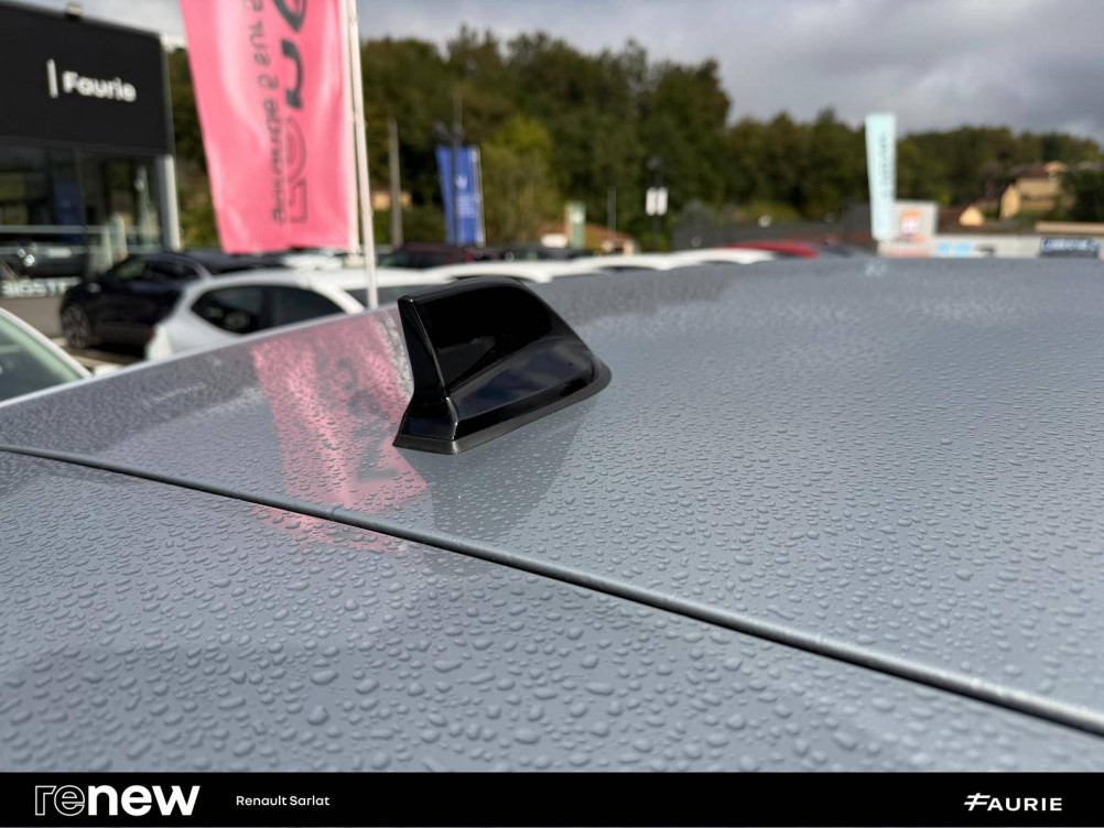 Acheter Renault Captur 2 Captur E-Tech full hybrid 145 ch esprit Alpine 5p occasion dans les concessions du Groupe Faurie