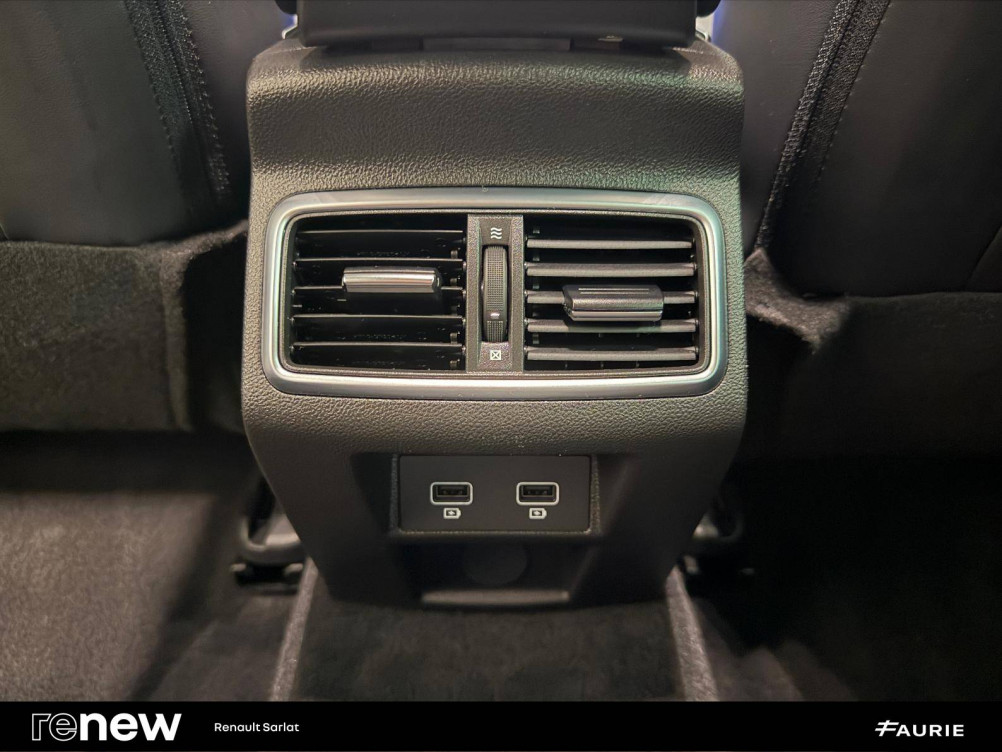 Acheter Renault Megane 4 Megane IV Berline Blue dCi 115 EDC Techno 5p occasion dans les concessions du Groupe Faurie