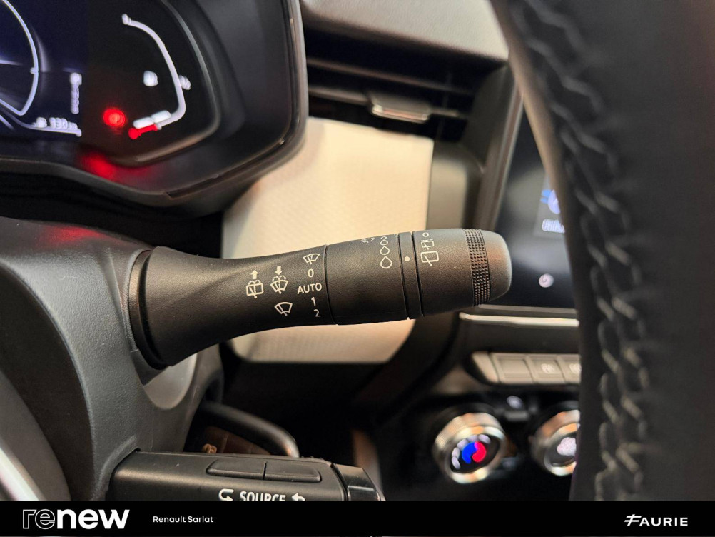 Acheter Renault Clio 5 Clio E-Tech full hybrid 145 Evolution 5p occasion dans les concessions du Groupe Faurie