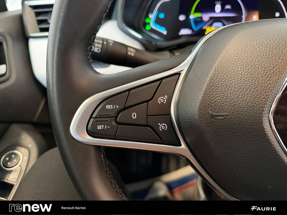 Acheter Renault Clio 5 Clio E-Tech full hybrid 145 Evolution 5p occasion dans les concessions du Groupe Faurie