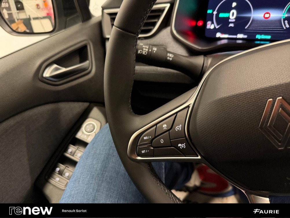 Acheter Renault Clio 5 Clio E-Tech full hybrid 145 ch GSR2 Techno 5p occasion dans les concessions du Groupe Faurie